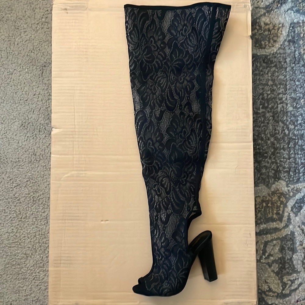Women’s over The Knee Peep Toe Chunky Heel Black Lace